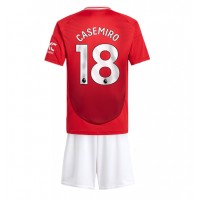 Camisa de time de futebol Manchester United Casemiro #18 Replicas 1º Equipamento Infantil 2024-25 Manga Curta (+ Calças curtas)